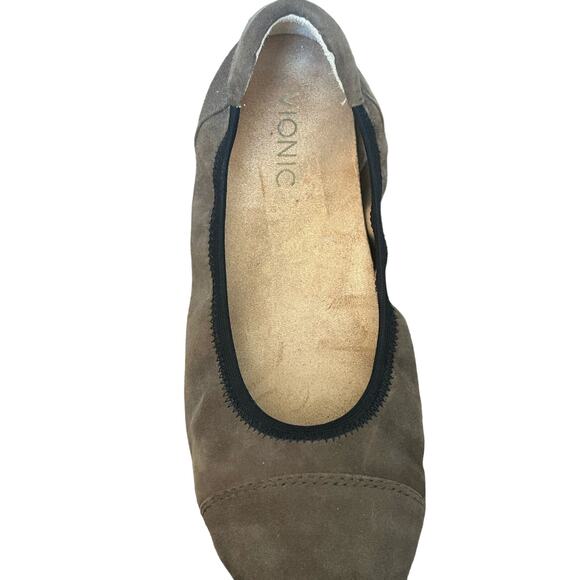 Vionic Womens Size 7 Prim Natalia Suede Flats Dark Taupe Brown Slip On - Picture 11 of 11